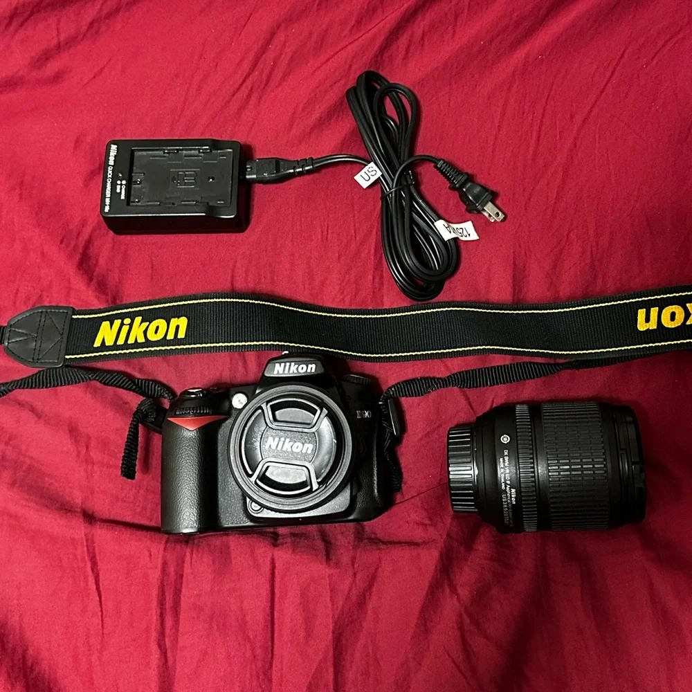 Nikon D90 Black DSLR Camera with Lens Charger & Battery- Used